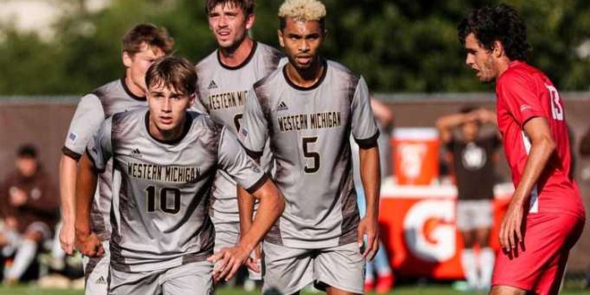 WMU Men's Soccer Climbs to No. 28 in College Soccer News Rankings
